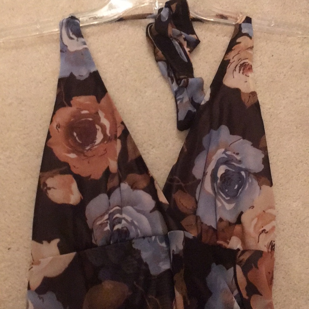 Brown Halter dress. Size small. - Picture 3 of 4
